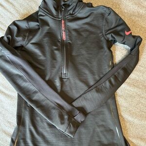 Nike‎ Pro 1/2 Zip HyperWarm Long Sleeve Running Jacket Women’s size Small